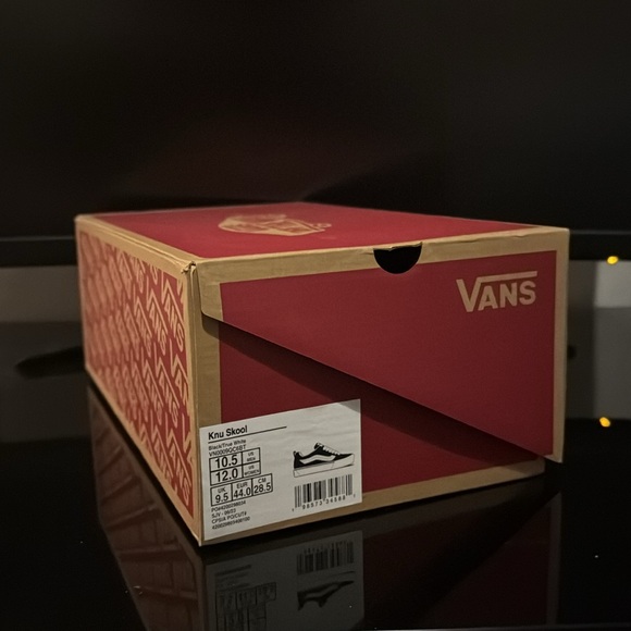 Vans Knu School - Picture 6 of 6